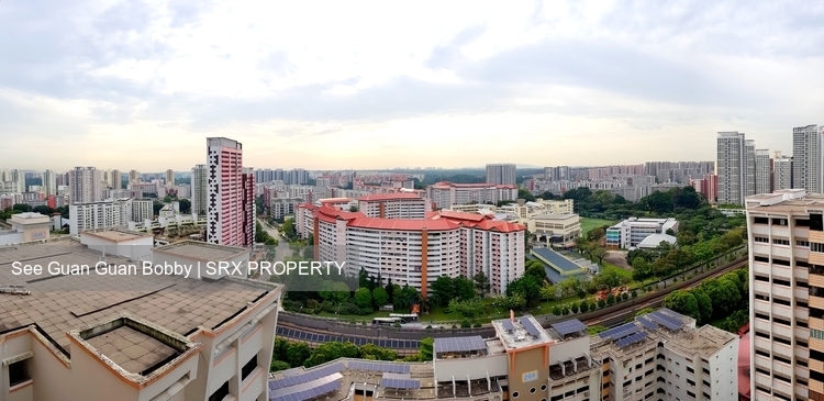 Toh Guan Road thumbnail photo